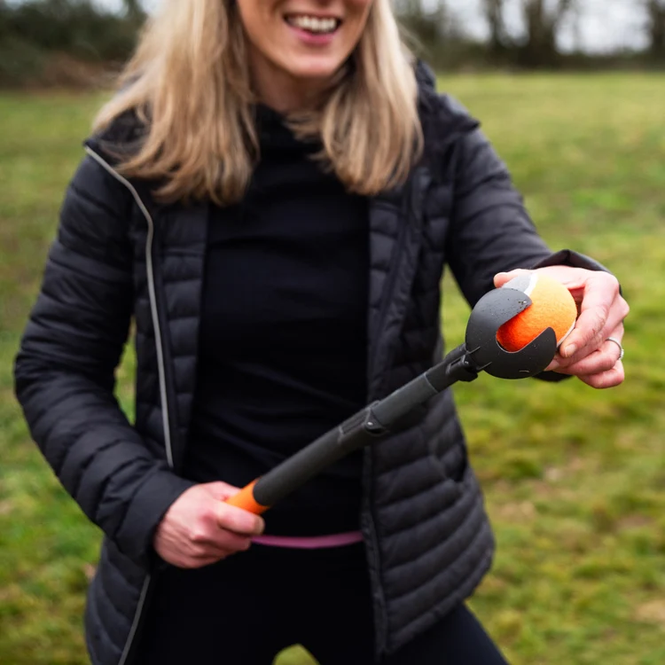 82011 ball thrower 13