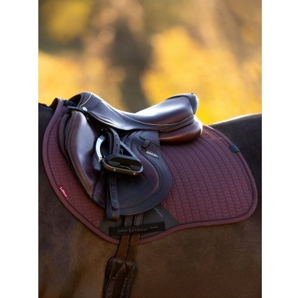 LeMieux Essence Eurojump Square - Damson LeMieux Essence Eurojump Square - Damson