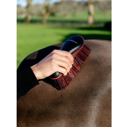 LeMieux Flicky Brush - Black LeMieux Flicky Brush - Black
