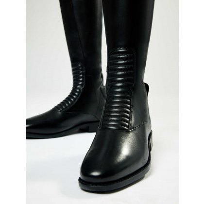 LeMieux Essence Quilted Riding Boot - Black LeMieux Essence Quilted Riding Boot - Black