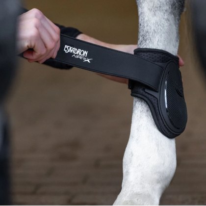 Eskadron AIR-FLEX Classic Fetlock Boots - Black Eskadron AIR-FLEX Classic Fetlock Boots - Black