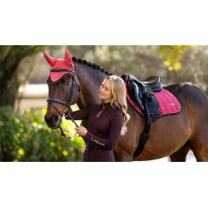LeMieux Loire Close Contact Square - Cranberry