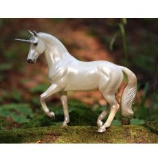 Breyer Lysander Unicorn