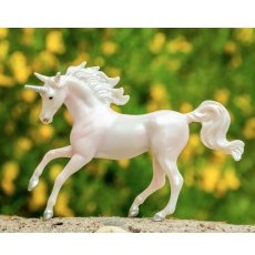 Breyer Unicorn Treasures Breyer Unicorn Treasures