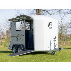 Cheval Liberte Maxi 2 - White Cheval Liberte Maxi 2 - White