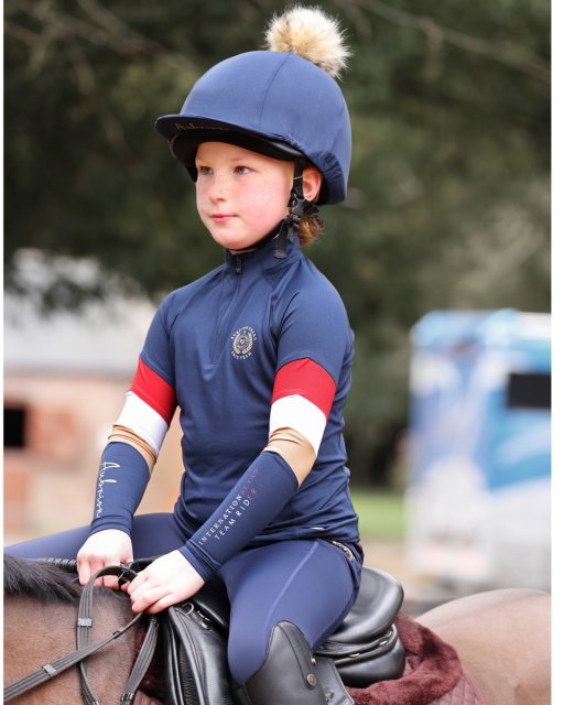 Shires Shires Aubrion Team Winter Base Layer - Young Rider