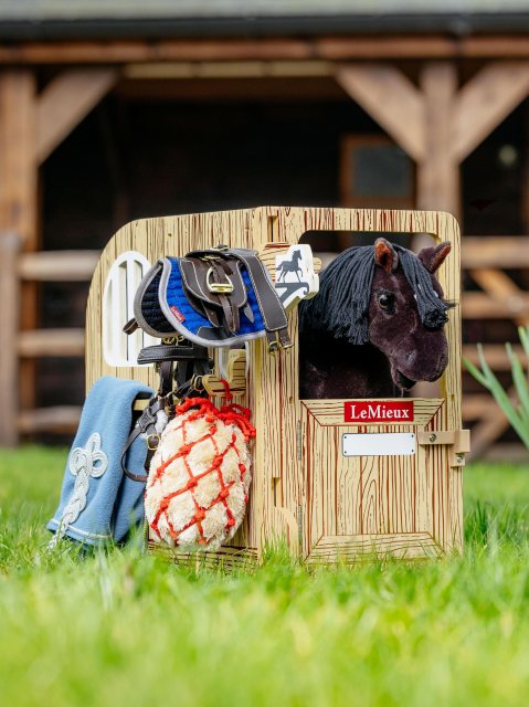 LeMieux LeMieux Toy Pony Wooden Stable Set