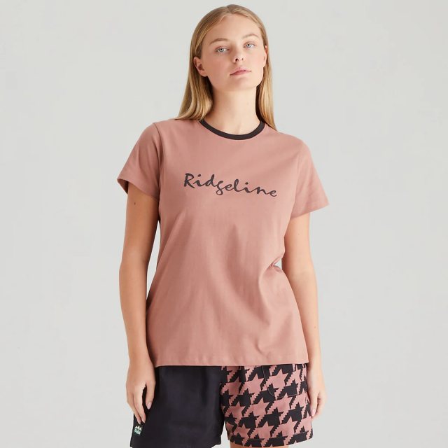 Ridgeline Ridgeline Womens Signature T Shirt - Dusky Pink