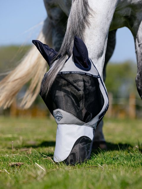 LeMieux LeMieux Kudos AeroGuard Full Flymask - Navy