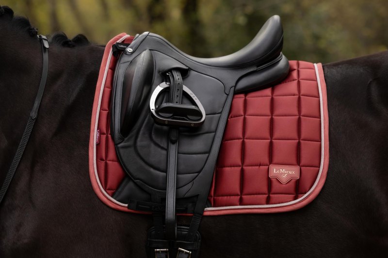 IT09179 lifestyle loireclassicdrsquare russet 04