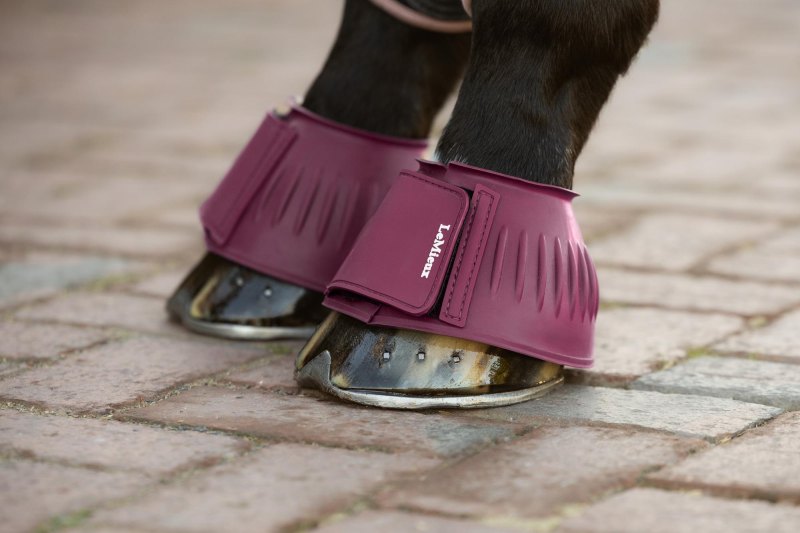 IT09202 lifestyle rubberbellboots blackberry 01