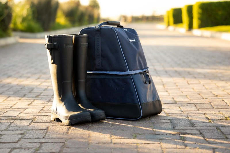 IT09517 lifestyle stepinbootbag navy 3