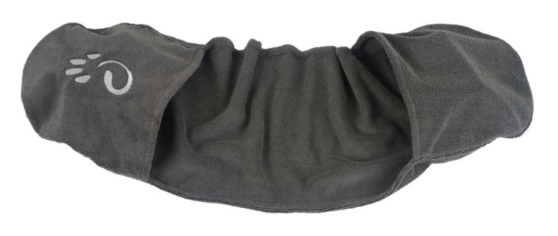 81300 muddy dog towel website 3 f2202fee 67bd 416c b28b 80d811b78c6f